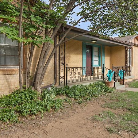 Luxury Oasis- 1 Bedroom Romantic Getaways Lubbock Kültér fotó