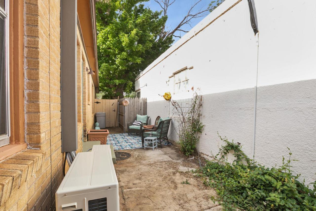 Luxury Oasis- 1 Bedroom Romantic Getaways Lubbock Kültér fotó